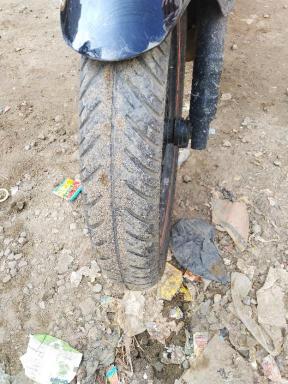 Bajaj Pulsar 220F 2018