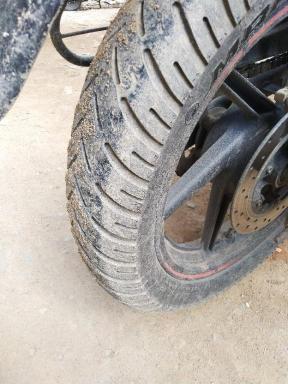 Bajaj Pulsar 220F 2018