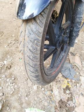 Bajaj Pulsar 220F 2018