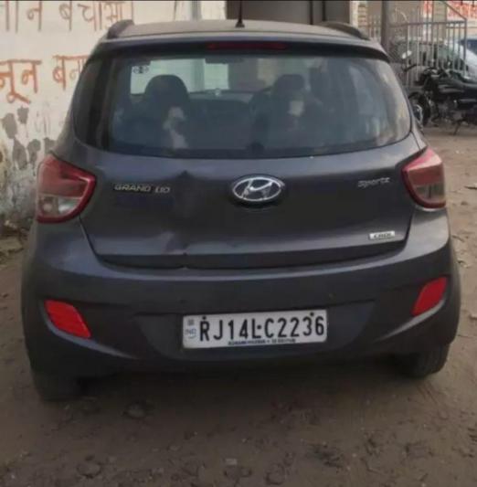 Hyundai Grand i10 Sportz 1.1 CRDi 2016
