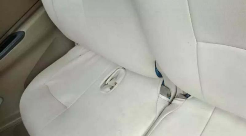 Toyota Innova 2.5 E 7 STR 2006