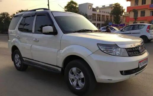 Tata Safari Storme 2.2 EX 4X2 2015