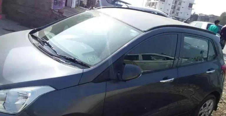 Hyundai Grand i10 1.2 Sportz (O) AT 2014