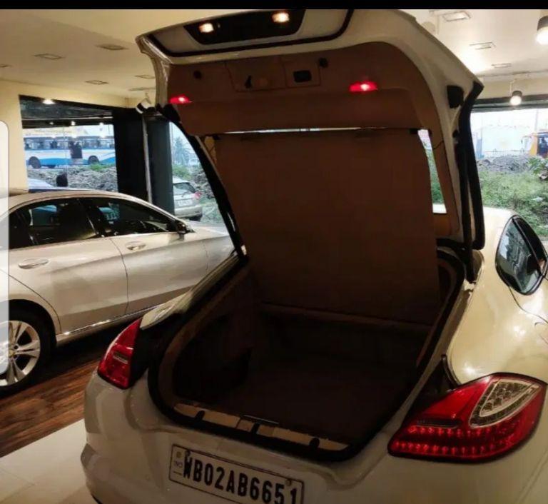 Porsche Panamera Diesel 2012