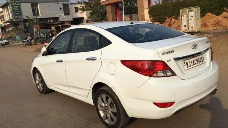 Hyundai Verna 1.6 CRDI SX 2012