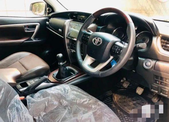 Toyota Fortuner 2.8 4x4 AT 2018