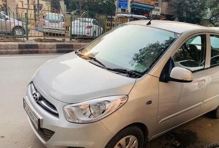 Hyundai i10 Sportz 1.2 AT 2011