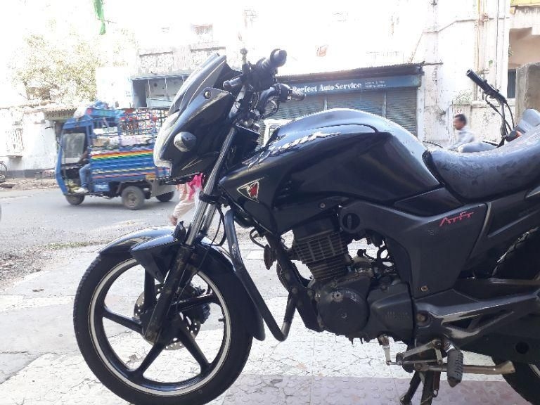 Hero Hunk Bike For Sale In Ahmedabad Id 1418141515 Droom