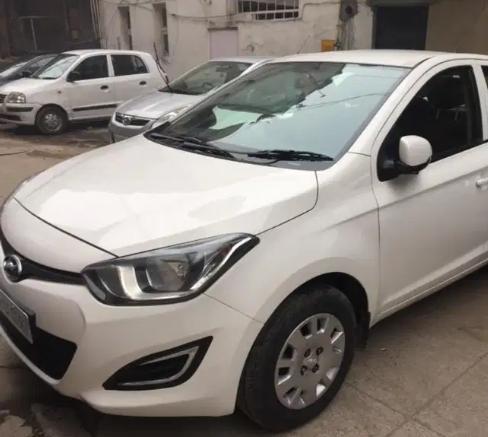 Hyundai i20 Magna (O) 1.4 CRDi 2013