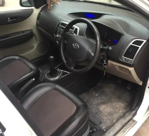 Hyundai i20 Magna (O) 1.4 CRDi 2013