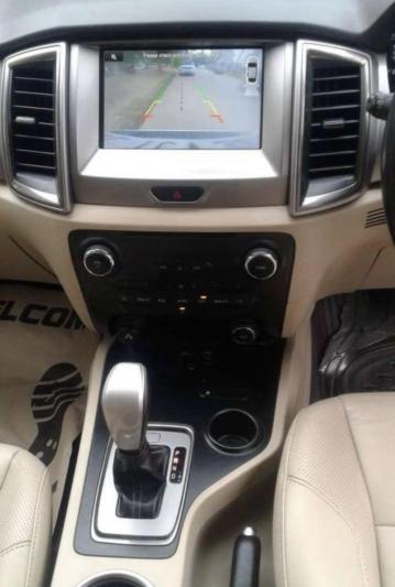 Ford Endeavour Titanium 2.2 4x2 AT 2019