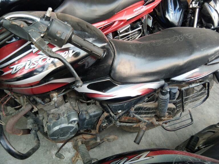 Bajaj Discover 100M 2012