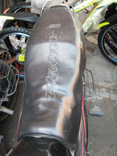 Bajaj Discover 100cc 2010