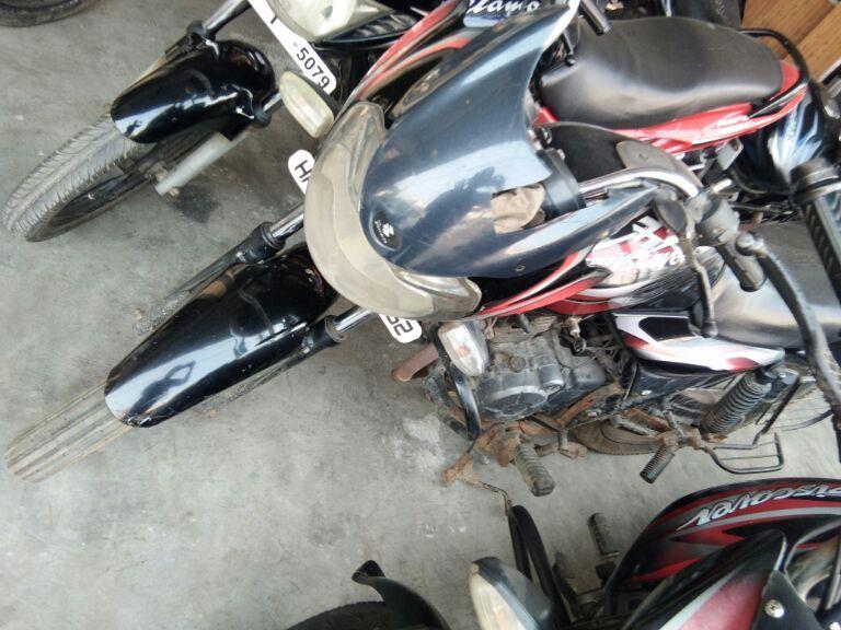 Bajaj Discover 100M 2012