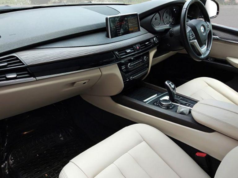 BMW X5 xDrive30d Pure Experience (5 Seater) 2017