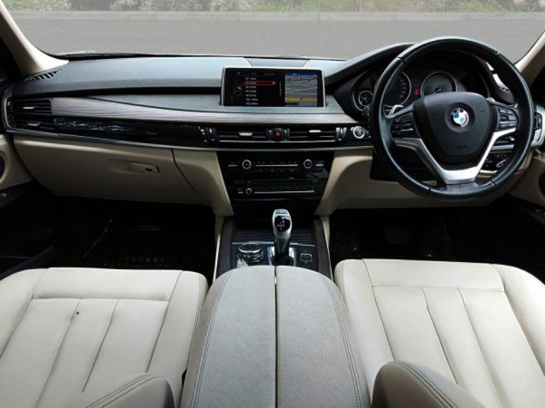 BMW X5 xDrive30d Pure Experience (5 Seater) 2017