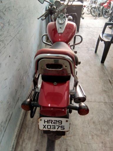 Bajaj Avenger 220cc 2010