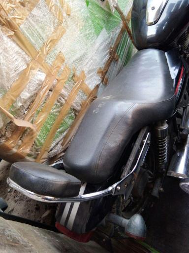 Bajaj Avenger 220cc 2014