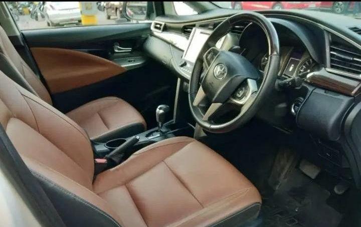 Toyota Innova Crysta 2.8 Z AT 7 STR 2017