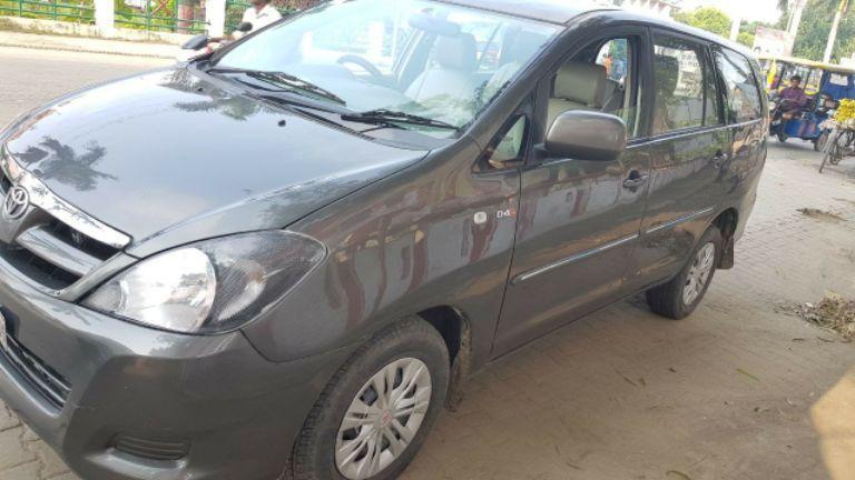 Toyota Innova 2.5 G4 7 STR 2010