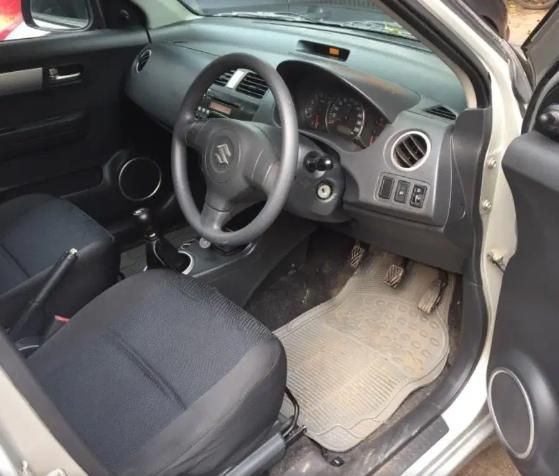 Maruti Suzuki Swift VXi 2010