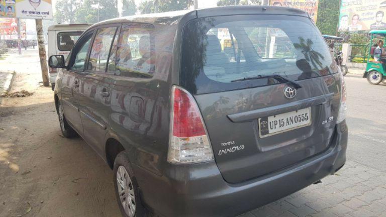 Toyota Innova 2.5 G4 7 STR 2010