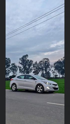 Hyundai Elantra 1.6 SX (O) AT 2013