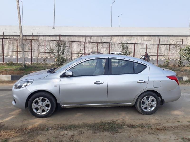 Renault Scala RXL PETROL 2012