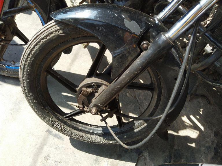 Bajaj Discover 100M 2012