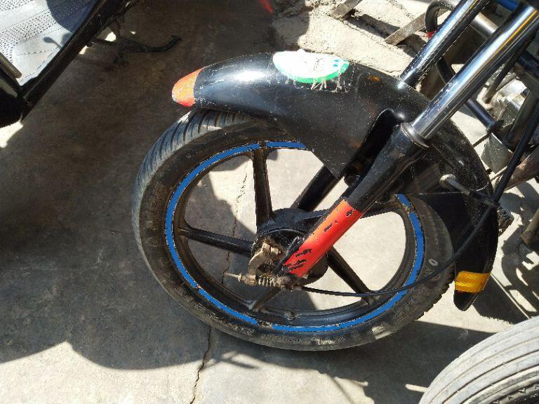 Bajaj Platina 100cc 2010