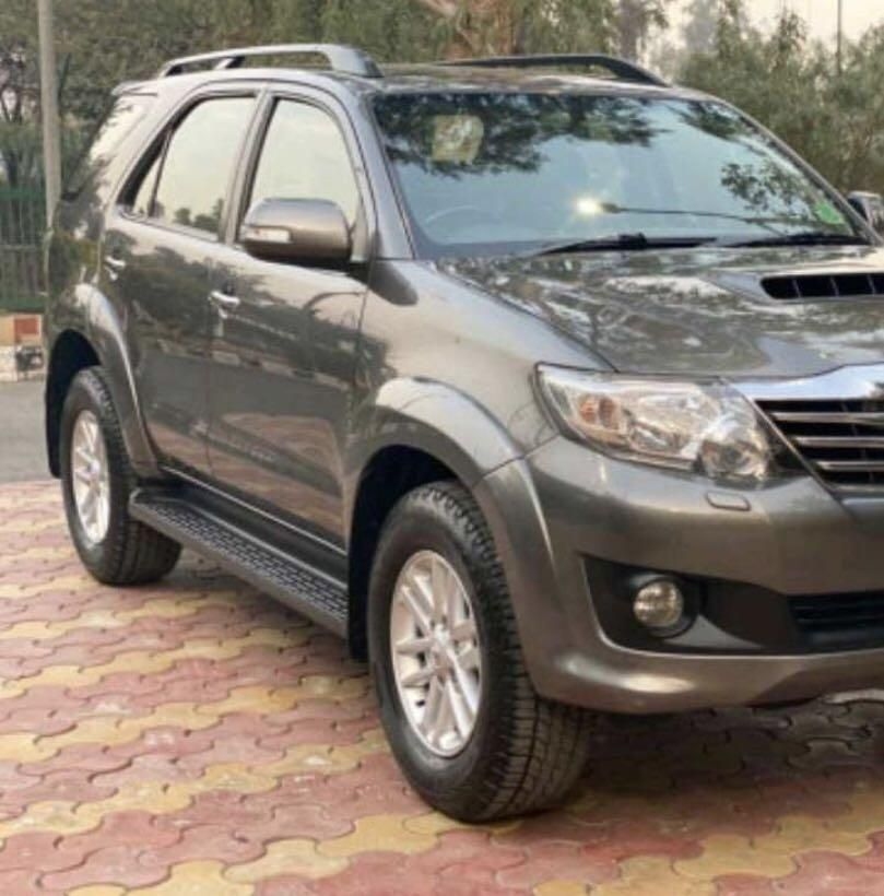 Toyota Fortuner 3.0 4x4 AT 2012