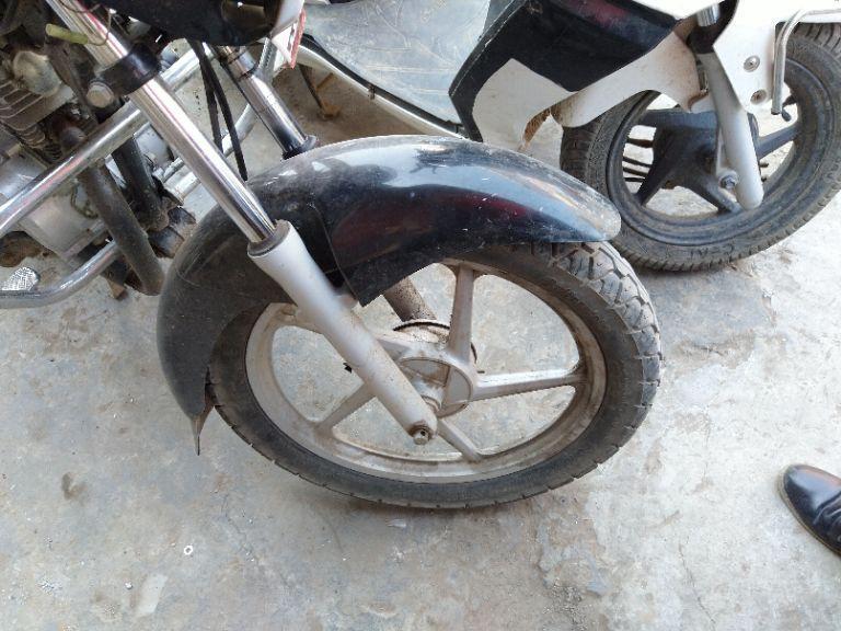 Bajaj CT 100 100cc 2015