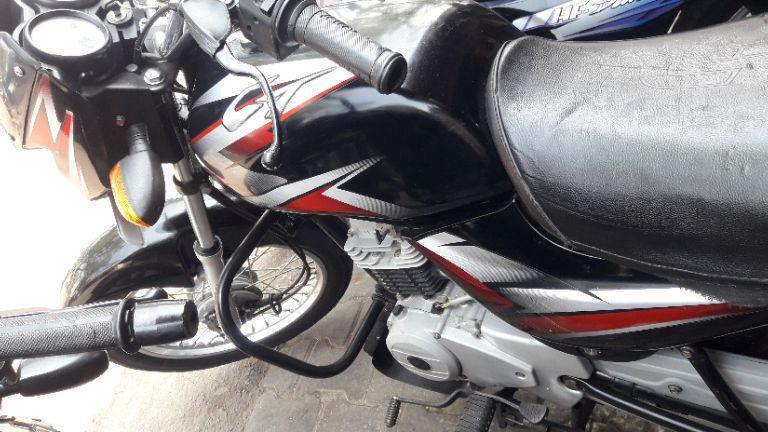 Bajaj CT 100 100cc 2017