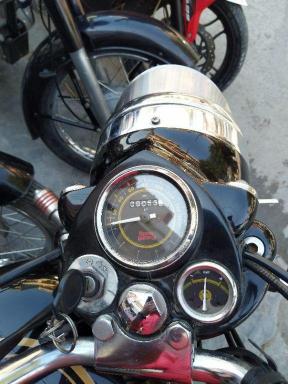 Royal Enfield Bullet Twinspark 350cc 2017