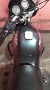 Bajaj Platina 100cc 2011