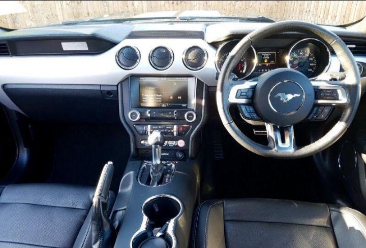 Ford Mustang GT Fastback 5.0L V8 2016