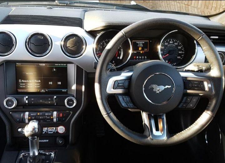 Ford Mustang GT Fastback 5.0L V8 2016