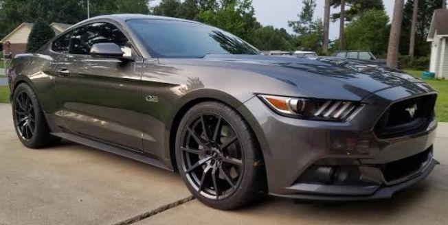 Ford Mustang GT Fastback 5.0L V8 2016