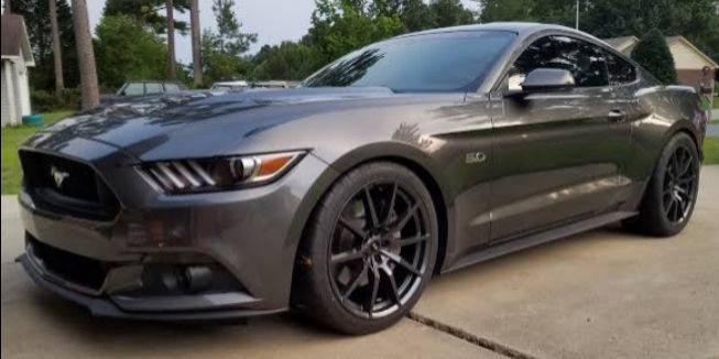 Ford Mustang GT Fastback 5.0L V8 2016