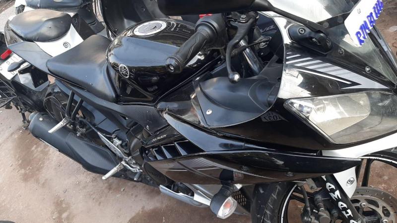 Yamaha YZF-R15 150cc 2012