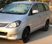 Toyota Innova 2.5 ZX 7 STR BS IV 2010