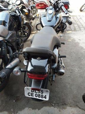 Bajaj Avenger Street 180 2019