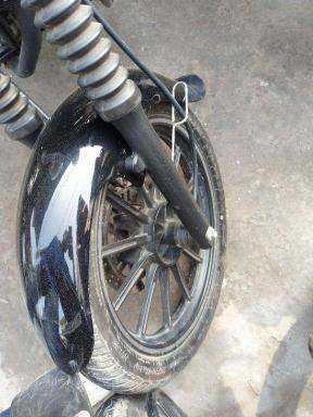 Bajaj Avenger Street 180 2019