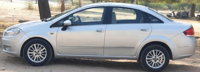 Fiat Linea EMOTION 1.3 2011