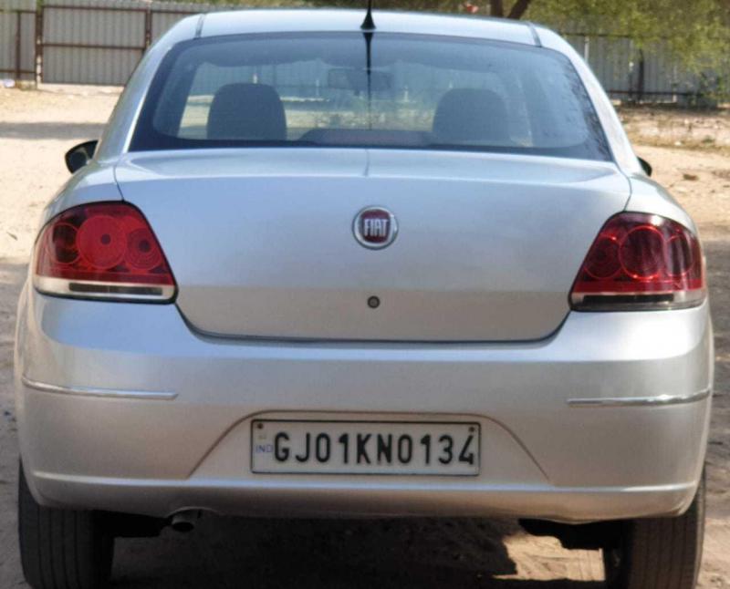 Fiat Linea EMOTION 1.3 2011