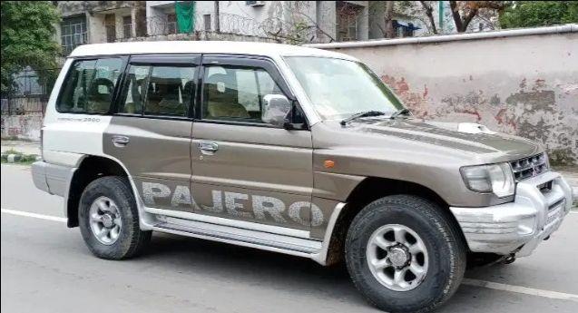 Mitsubishi Pajero SFX 2.8 2010