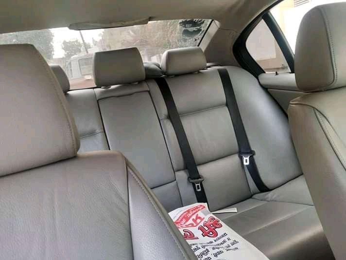 BMW 7 Series 730Ld Signature 2010