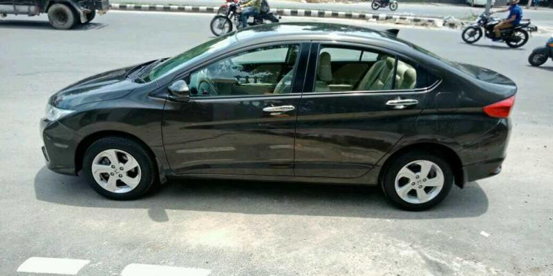 Honda City V 2015