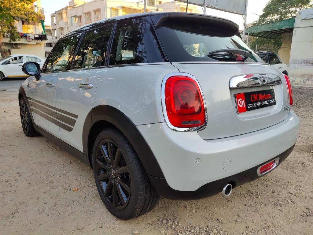 Mini Cooper D 5 Door 2016