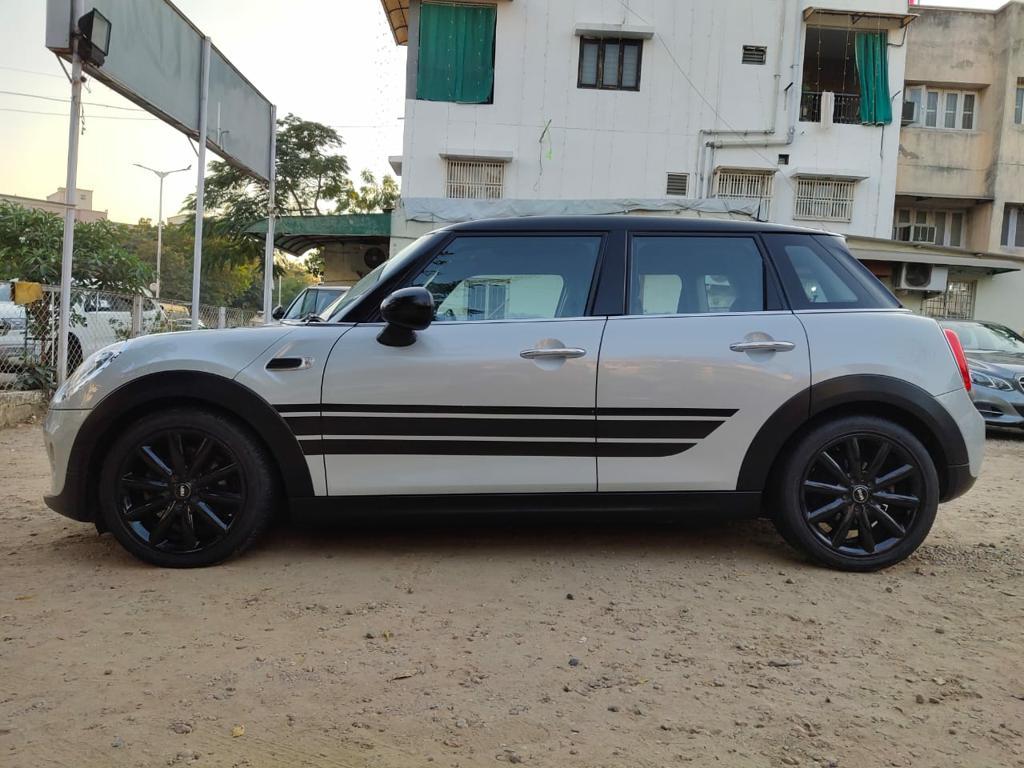 Mini Cooper D 5 Door 2016